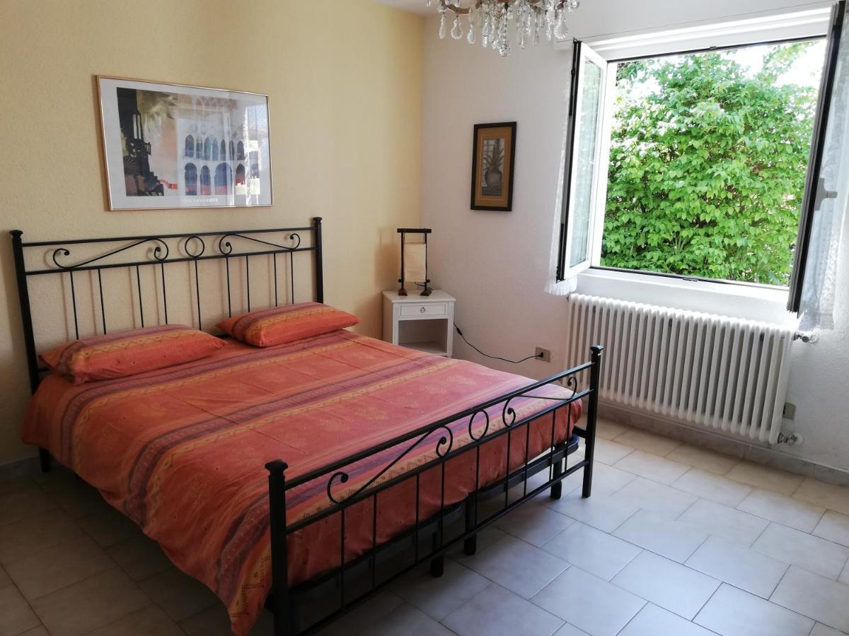 Apartamento Giardino Porto Valtravaglia Exterior foto